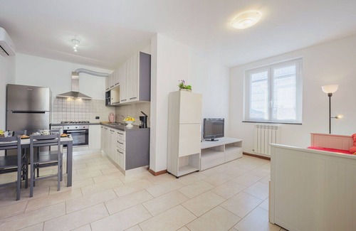 Sestri Levante Apartment | Beautiful apartment for 5 people with A/C, WIFI, TV, patio and pets allowed
