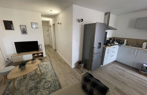 Sanary-sur-Mer Apartment | Beautiful apartment, hyper center, Sanary port, free parking