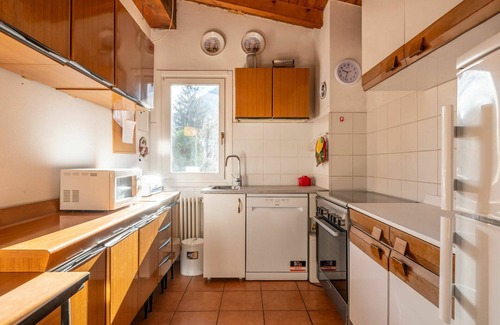 Castello Apartment | Beautiful apartment for 6 people with WIFI, TV, balcony and pets allowed