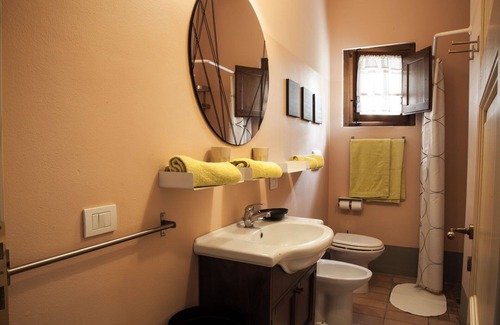 Fossombrone Other | Beautiful apartment for 4 guests with WIFI, pool, TV and pets allowed