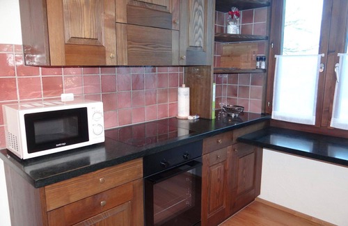 Engelberg Apartment | Beautiful apartment for 4 people with pool, WIFI, TV and balcony