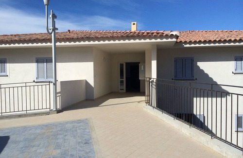 L'Ile-Rousse Apartment | BEAUTIFUL APARTMENT IN RESIDENCE STANDING UP BEAUTIFUL SEA AND MOUNTAIN