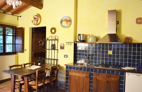Monteleone d'Orvieto Apartment | Beautiful apartment for 4 guests with WIFI, pool and TV