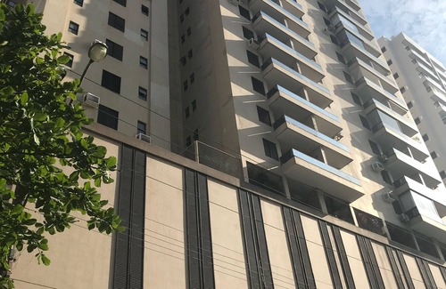 Pitangueiras Apartment | Beautiful apartment in Guarujá 80 meters from Pitangueiras beach