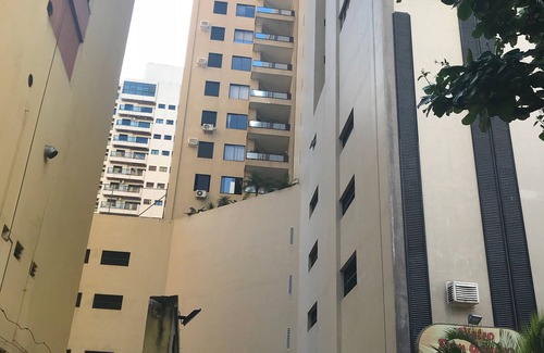 Pitangueiras Apartment | Beautiful apartment in Guarujá 80 meters from Pitangueiras beach