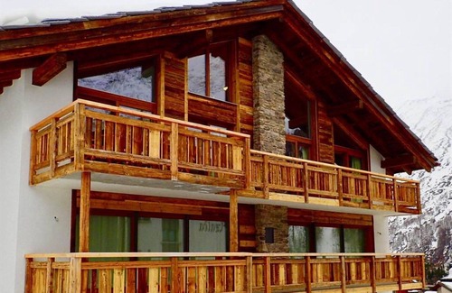 Saas-Fee Apartment | Beautiful apartment for 8 people with WIFI, TV and balcony