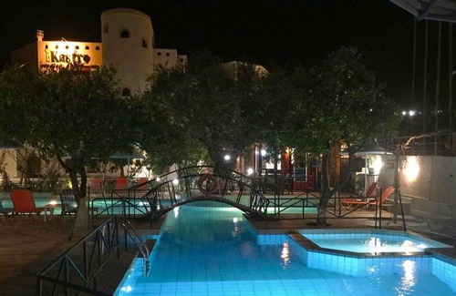 Myrtos Apartment | Beautiful apartment for 2 guests with hot tub, A/C, pool, WIFI, TV, terrace and parking