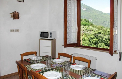 Santa Lucia Apartment | Beautiful apartment for 10 guests with WIFI, TV and terrace