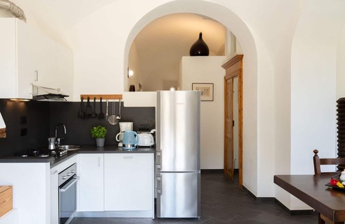 Dolcedo Apartment | Beautiful apartment for 10 guests with WIFI, TV, terrace, pets allowed and panoramic view