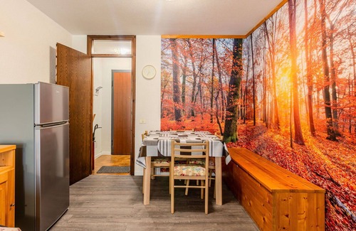 Mezzana Apartment | Beautiful apartment for 6 guests with WIFI, TV, patio and panoramic view