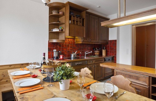 Meierhof Apartment | Beautiful apartment for 7 guests with WIFI, TV and balcony