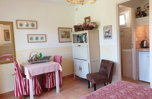 Calvi Apartment | Beautiful apartment for 2 guests with WIFI, pool, A/C, terrace and parking