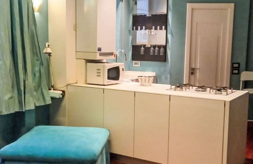 Chiaia Apartment | Beautiful apartment for 2 people with A/C, WIFI