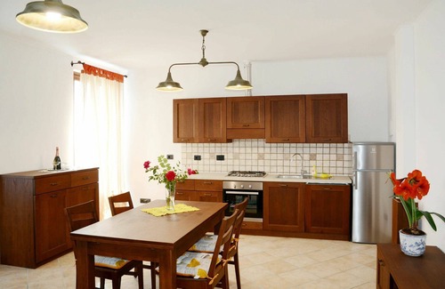 Albisola Superiore Apartment | Beautiful apartment for 5 guests with WIFI, TV, patio, pets allowed, panoramic view and parking