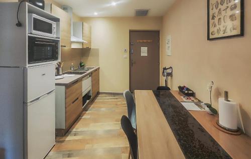Saint-Chinian Apartment | Beautiful Apartment In Saint Chinian