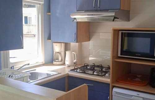 Prailles House | Beautiful apartment in villa for 5 guests with internet, pool, TV, terrace and pets allowed