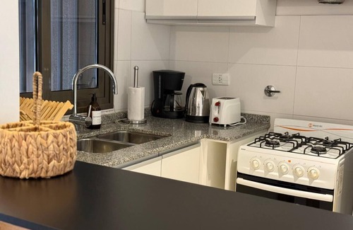 Mendoza City Center Apartment | Beautiful Apartment in the Heart of Mendoza’s Best Neighborhood