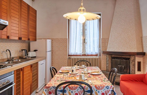 Dervio House | Beautiful apartment in villa for 16 people with WIFI, TV, balcony and pets allowed