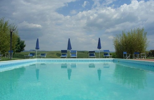 Peccioli Villa | Beautiful apartment in villa for 4 people with WIFI, pool