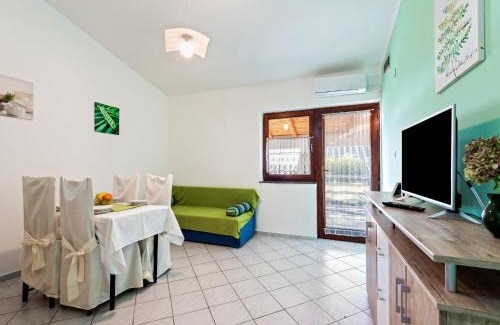Maslenica Apartment | Beautiful Apartment in Jasenice near Sea