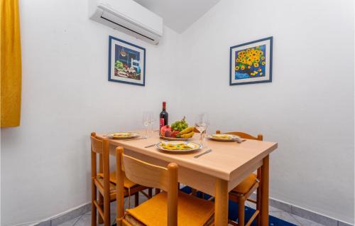 Cres Apartment | Beautiful Apartment In Malinska