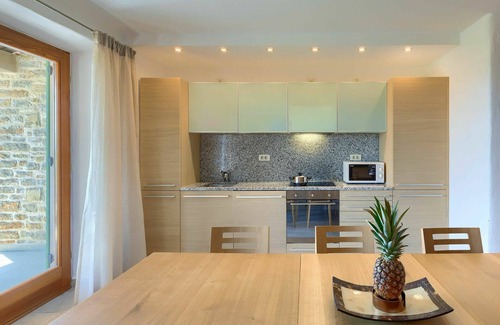 Baredine House | Beautiful apartment in villa for 6 people with A/C, pool, WIFI, TV, terrace and panoramic view