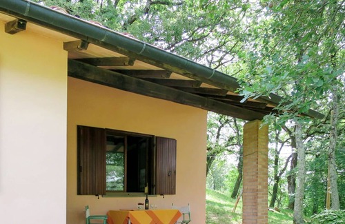 Montieri House | Beautiful apartment in villa for 4 guests with pool, WIFI, patio, pets allowed and parking