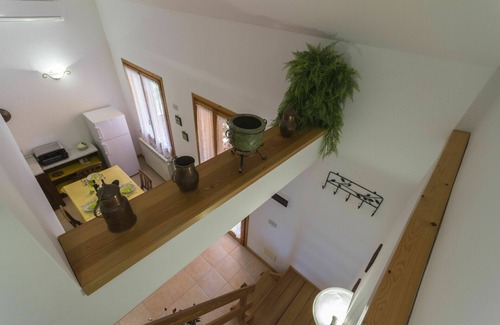 Sughera Apartment | Beautiful apartment with WIFI, A/C, pool, TV, patio and panoramic view, close to San Gimignano