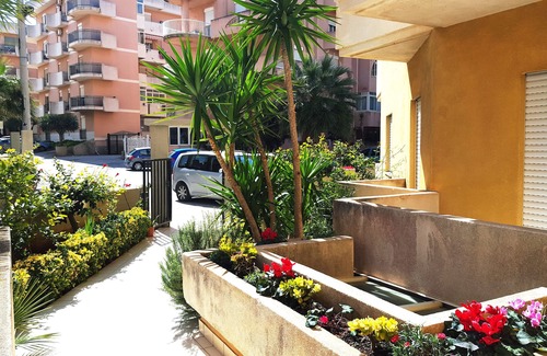 Marsala House | Beautiful apartments in the CENTER and near the SEA. Balconies, parking, Wi-Fi