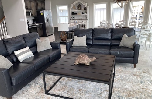 Southpointe House | Beautiful beach front property. Pool is shared by 3 properties.