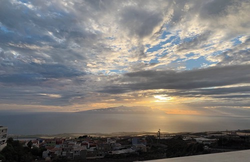 Guia de Isora Apartment | Beautiful brand new 2 bedrooms flat with stunning ocean view and shared pool