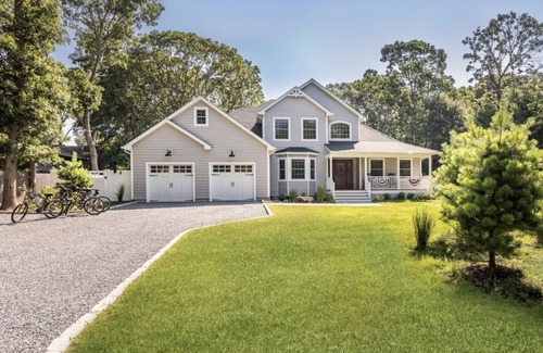 Clearwater Beach House | Beautiful brand new 4 bedroom 3 bath home in East Hampton's Clearwater Beach.