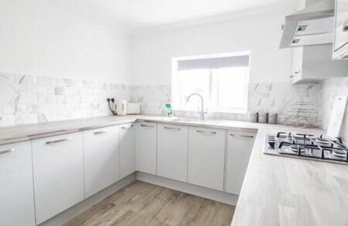 Luton House | Beautiful Brand New House