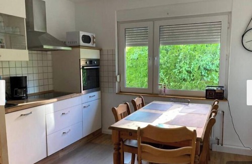 Emden House | Beautiful bungalow with dike view near the sea dike