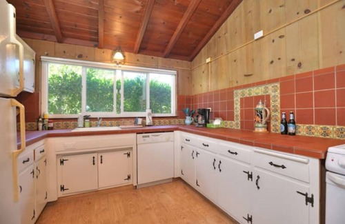 Montecito House | Beautiful Butterfly Beach Homestay, Montecito