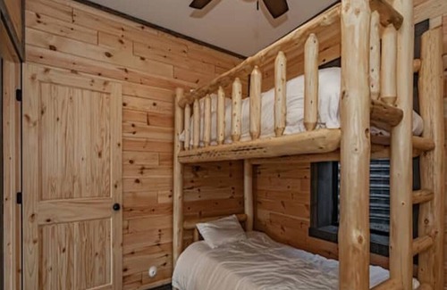 Tetonia Cabin | Beautiful Cabin Near Driggs/Jackson Hole/Yellowstone/GrandTetons