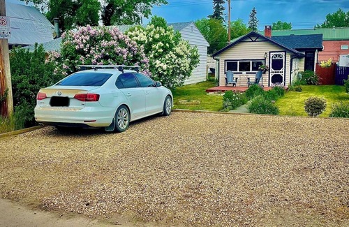 Sylvan Lake Cabin | Beautiful Cabin Steps Away From The Beach