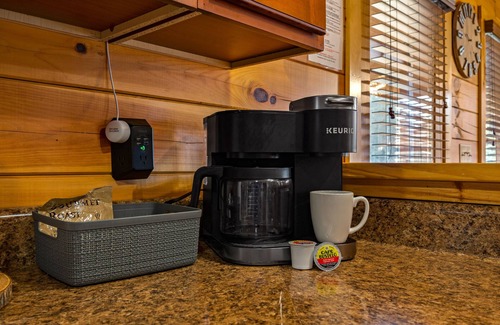 Sevierville Cabin | Beautiful cabin with Hot Tub & Games – November & Holiday Dates Available!