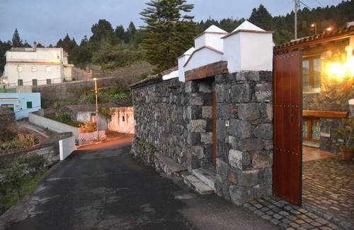Garachico House | Beautiful Canarian Cottage In Typical Canarian Village