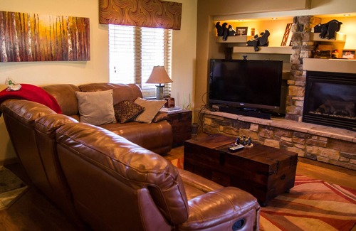 Casper House | Beautiful Casper Home on Golf Course