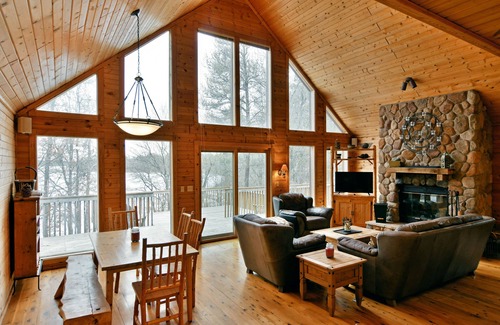 Trego Cabin | Beautiful Cedar Chalet Lake Cabin on Middle Lake!