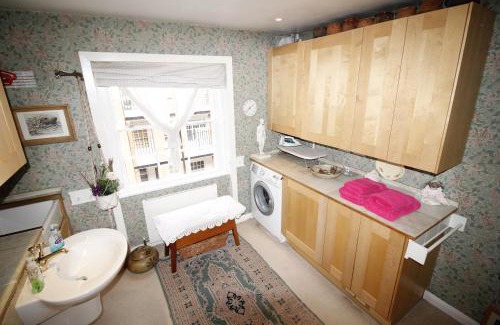 St. Pancras Apartment | Beautiful Central London duplex007