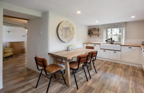 St Mellion House | Beautiful character thatched cottage in St Mellion