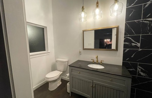 Weatherford Cabin | Beautiful comfy romantic cabin with great sunset views