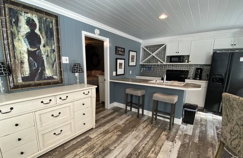 Dan River Condo | Beautiful Condo Just Off the Parkway-Pet Friendly!