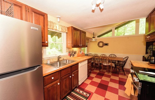 Silver Lake House | *Beautiful Cottage Just a "Stones Throw" from Beautiful Silver Lake