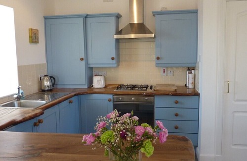 Pittenweem Cottage | Beautiful cottage with sea views in Pittenweem nr St Andrews - families welcome.