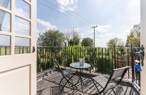 Pattingham Cottage | Beautiful Country Cottage