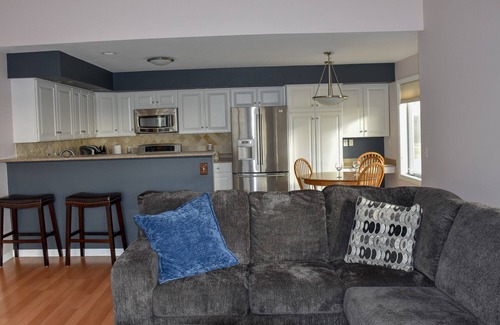 Mount Horeb House | Beautiful Country Home- Sleeps 8