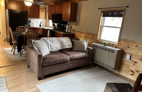 Brantingham House | Beautiful, cozy 2 bedroom house on Brantingham Lake!